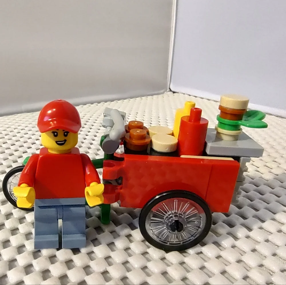 Lego Burger Cart Build with Minifigure
